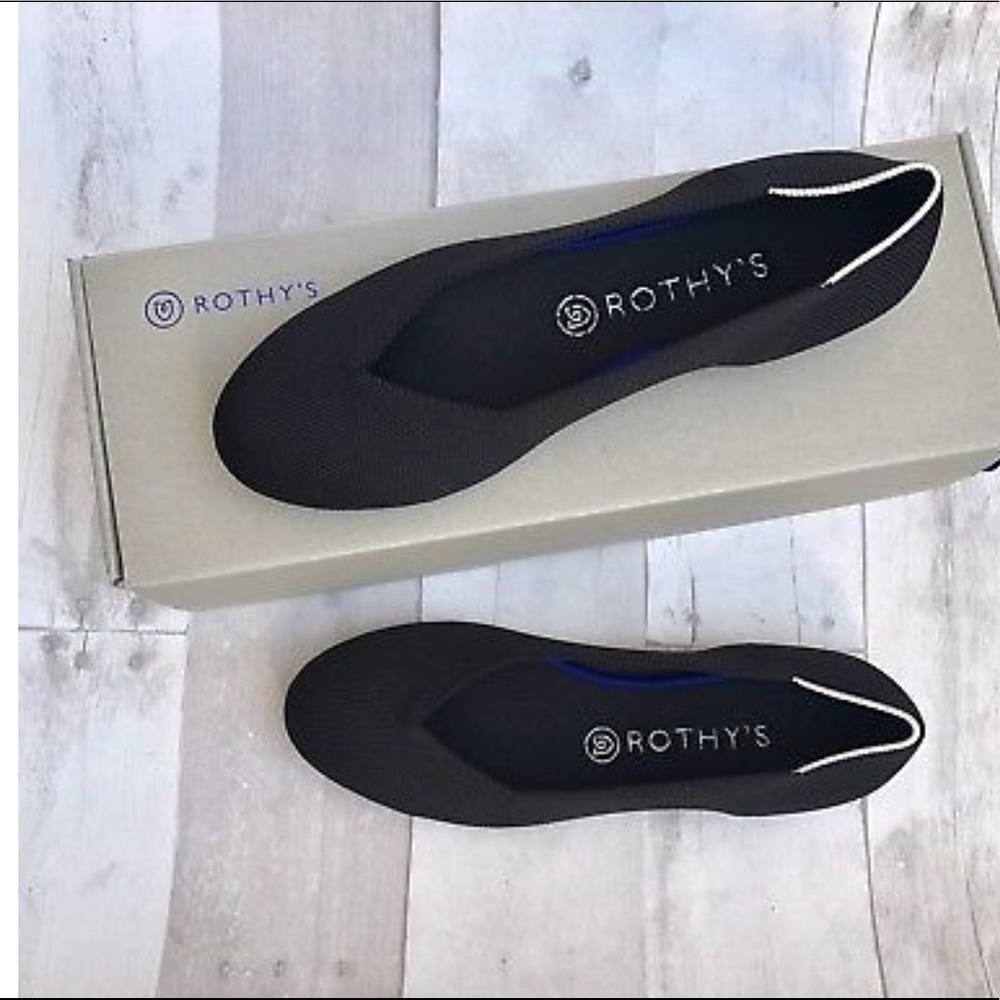 Rothys ballet flat size - fits like a 6.5/6